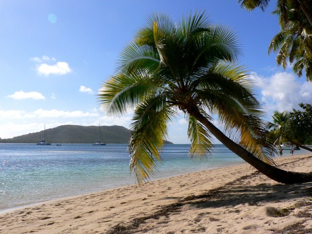 26- Deux Outremer 45, Exocet et Imagine, au mouillage a Blue Lagoon 